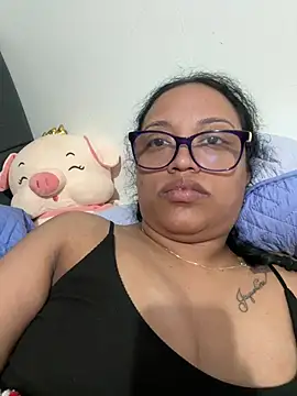 Snapshot of angela_angels_ chatting on 02-02-25, 03:49 angela angels online show from 02-02-25, 03:49