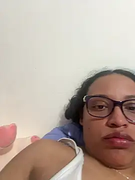 Snapshot of angela_angels_ chatting on 02-09-25, 08:24 angela angels online show from 02-09-25, 08:24