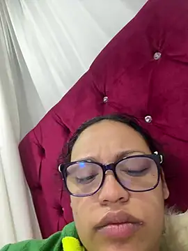 Snapshot of angela_angels_ chatting on 02-12-25, 10:14 angela angels online show from 02-12-25, 10:14