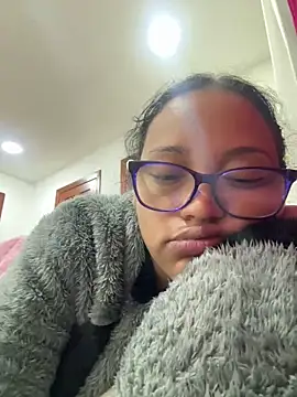 Snapshot of angela_angels_ chatting on 02-15-25, 12:01 angela angels online show from 02-15-25, 12:01