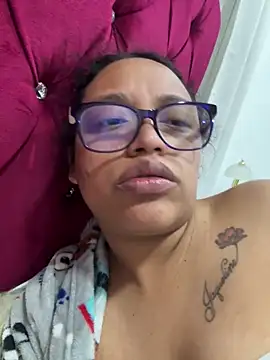 Snapshot of angela_angels_ chatting on 03-02-25, 08:40 angela angels online show from 03-02-25, 08:40