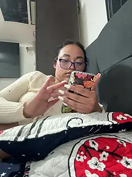 Snapshot of angela_angels_ chatting on 03-06-25, 07:47 angela angels online show from 03-06-25, 07:47