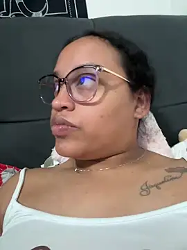 Snapshot of angela_angels_ chatting on 03-09-25, 06:21 angela angels online show from 03-09-25, 06:21