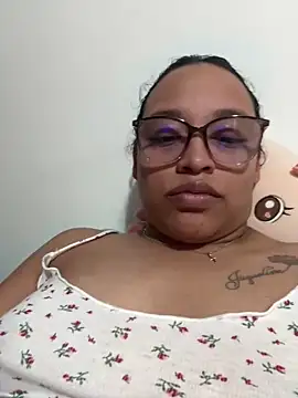 Snapshot of angela_angels_ chatting on 03-16-25, 09:05 angela angels online show from 03-16-25, 09:05