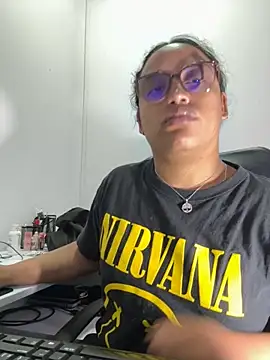 Snapshot of angela_angels_ chatting on 09-14-25, 03:27 angela angels online show from 09-14-25, 03:27