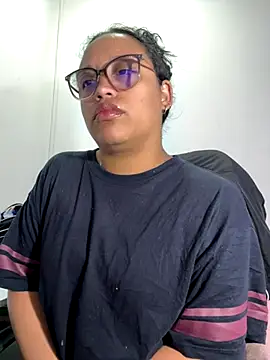 Snapshot of angela_angels_ chatting on 10-23-25, 02:55 angela angels online show from 10-23-25, 02:55