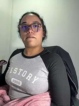 Snapshot of angela_angels_ chatting on 11-02-25, 07:55 angela angels online show from 11-02-25, 07:55