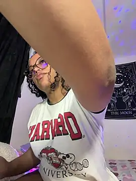 Snapshot of angela_angels_ chatting on 01-10-26, 09:00 angela angels online show from 01-10-26, 09:00