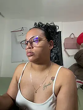 Snapshot of angela_angels_ chatting on 03-06-26, 04:31 angela angels online show from 03-06-26, 04:31