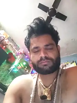 Snapshot of Priynkarani chatting on 12-23-25, 01:47 Priynkarani online show from 12-23-25, 01:47