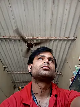 Snapshot of Priynkarani chatting on 02-07-26, 06:17 Priynkarani online show from 02-07-26, 06:17