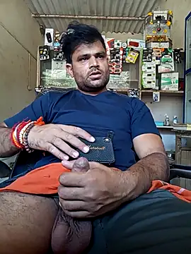 Snapshot of Priynkarani chatting on 03-22-26, 07:12 Priynkarani online show from 03-22-26, 07:12