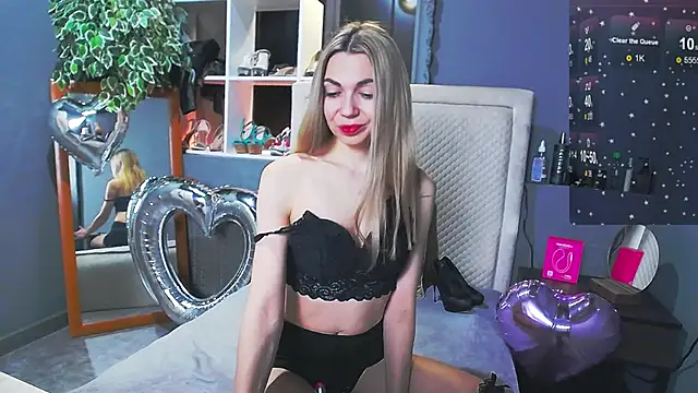 Snapshot of KiraNikson chatting on 02-06-26, 02:49 KiraNikson online show from 02-06-26, 02:49