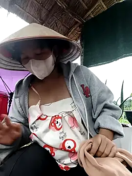 Betty20zx online show from 10-30-25, 01:07