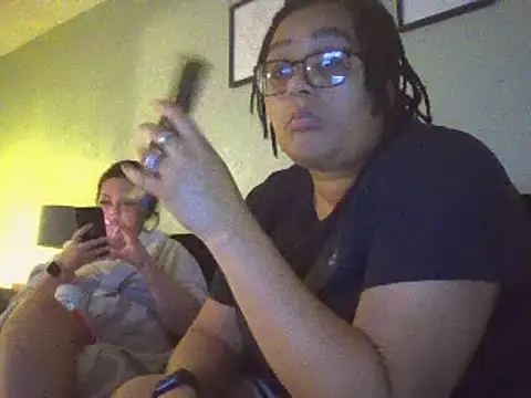 vanilla chocolate23 online show from 12-19-24, 06:01