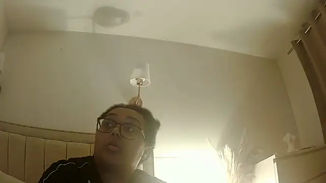 vanilla chocolate23 online show from 11-07-25, 05:13