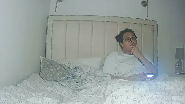 vanilla chocolate23 online show from 02-21-26, 10:22