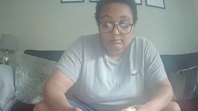 vanilla chocolate23 online show from 06-30-26, 03:13