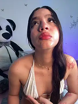 Snapshot of IamSteph13 chatting on 06-19-26, 04:17 IamSteph13 online show from 06-19-26, 04:17