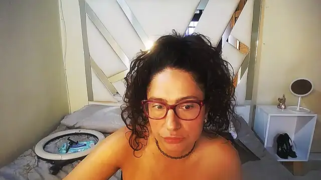 marilynetthan online show from 07-03-26, 02:12
