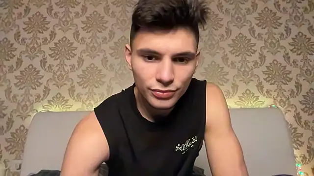 Snapshot of denlover1 chatting on 01-06-25, 11:51 denlover1 online show from 01-06-25, 11:51