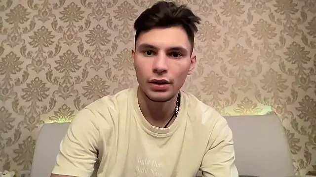 Snapshot of denlover1 chatting on 01-12-25, 01:48 denlover1 online show from 01-12-25, 01:48