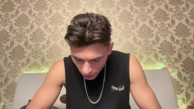 Snapshot of denlover1 chatting on 01-14-25, 01:28 denlover1 online show from 01-14-25, 01:28