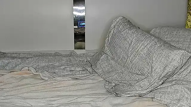 Snapshot of denlover1 chatting on 01-30-25, 07:37 denlover1 online show from 01-30-25, 07:37