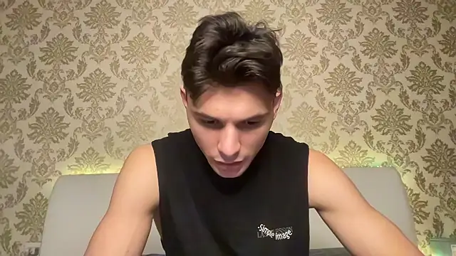 Snapshot of denlover1 chatting on 02-21-25, 03:32 denlover1 online show from 02-21-25, 03:32