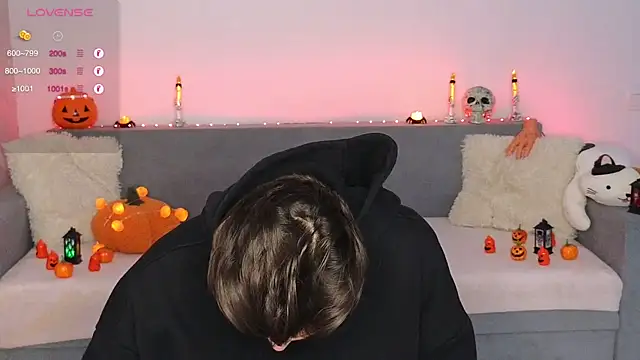 Snapshot of denlover1 chatting on 10-12-25, 07:40 denlover1 online show from 10-12-25, 07:40