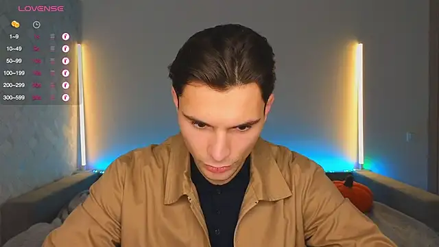 Snapshot of denlover1 chatting on 11-24-25, 02:39 denlover1 online show from 11-24-25, 02:39