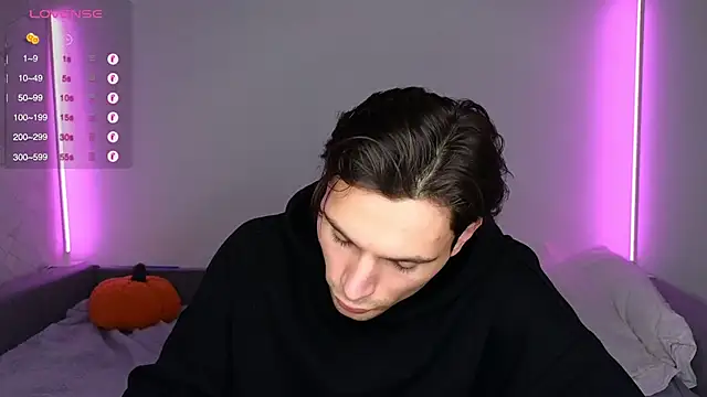 Snapshot of denlover1 chatting on 12-01-25, 12:26 denlover1 online show from 12-01-25, 12:26