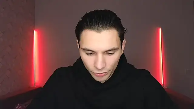 Snapshot of denlover1 chatting on 12-15-25, 02:54 denlover1 online show from 12-15-25, 02:54