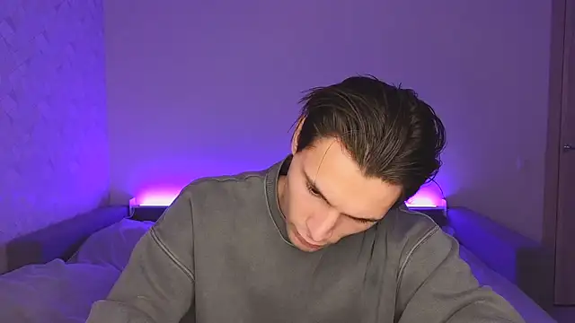 Snapshot of denlover1 chatting on 03-05-26, 06:04 denlover1 online show from 03-05-26, 06:04