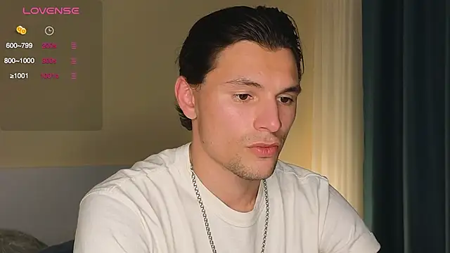 denlover1 online show from 04-25-26, 03:53