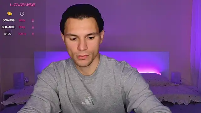 denlover1 online show from 05-03-26, 09:37