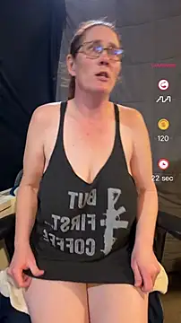 Snapshot of naughtywifenxtdoor chatting on 11-14-25, 11:35 naughtywifenxtdoor online show from 11-14-25, 11:35