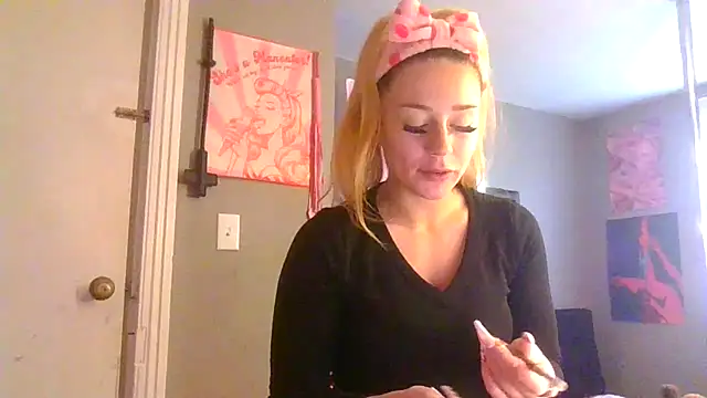 lexybabyxo online show from 12-15-25, 12:53