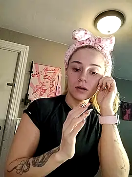 lexybabyxo online show from 02-05-26, 12:43