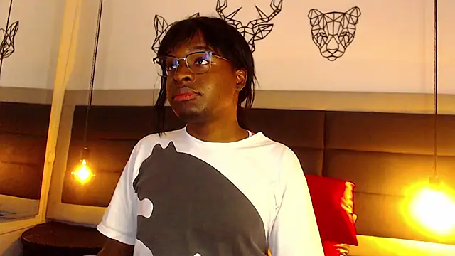 Snapshot of candy_lovee69 chatting on 02-20-25, 10:26 candy lovee69 online show from 02-20-25, 10:26