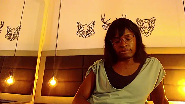 Snapshot of candy_lovee69 chatting on 02-25-25, 10:07 candy lovee69 online show from 02-25-25, 10:07