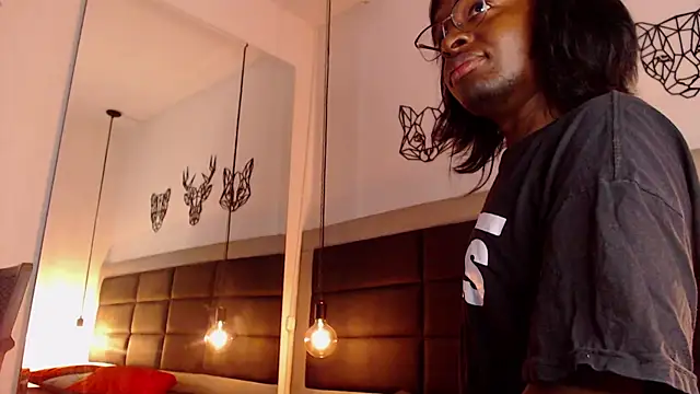 Snapshot of candy_lovee69 chatting on 03-07-25, 04:24 candy lovee69 online show from 03-07-25, 04:24