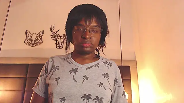 Snapshot of candy_lovee69 chatting on 09-11-25, 09:37 candy lovee69 online show from 09-11-25, 09:37