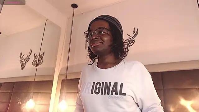 Snapshot of candy_lovee69 chatting on 10-12-25, 05:50 candy lovee69 online show from 10-12-25, 05:50