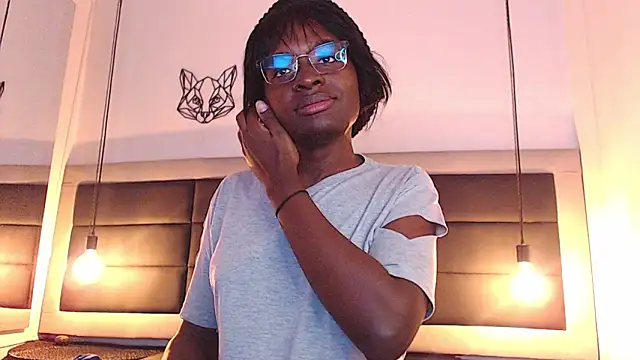 Snapshot of candy_lovee69 chatting on 02-18-26, 07:32 candy lovee69 online show from 02-18-26, 07:32