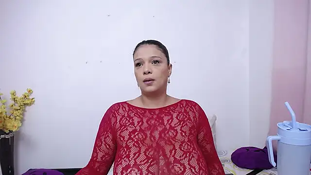 Snapshot of Nicol_Love0 chatting on 09-20-25, 12:28 Nicol Love0 online show from 09-20-25, 12:28