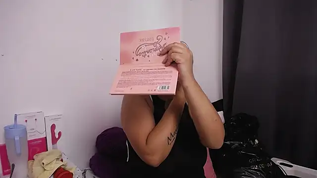 Snapshot of Nicol_Love0 chatting on 02-16-26, 12:23 Nicol Love0 online show from 02-16-26, 12:23