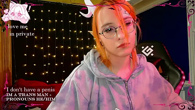 Snapshot of Honelin chatting on 03-15-25, 03:37 Honelin online show from 03-15-25, 03:37