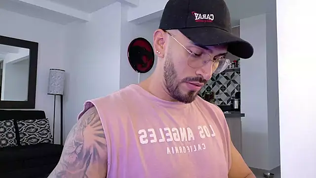 tony muscle online show from 10-18-25, 08:31