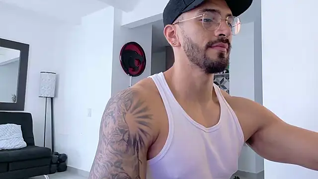 tony muscle online show from 10-26-25, 04:57